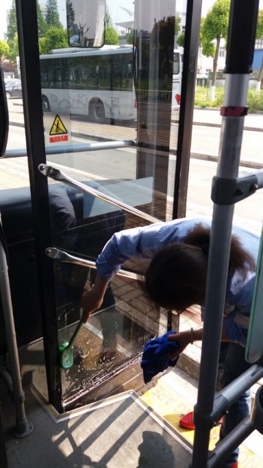 clip_image006.jpg clip_image006.jpg